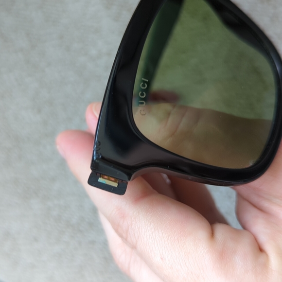 Gucci Sunglasses - Picture 3 of 5
